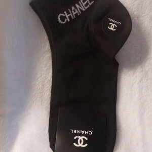 Chanel Black & White women's 7-10 Ankle Socks